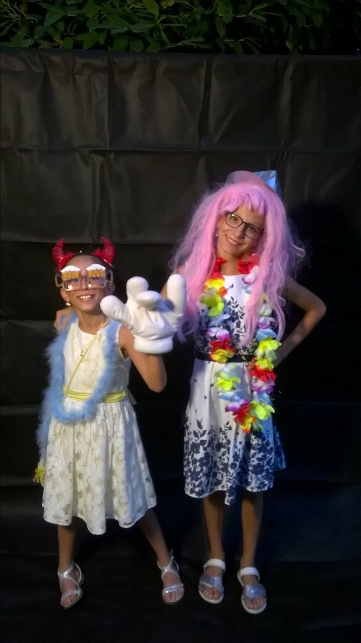 SISTERS!