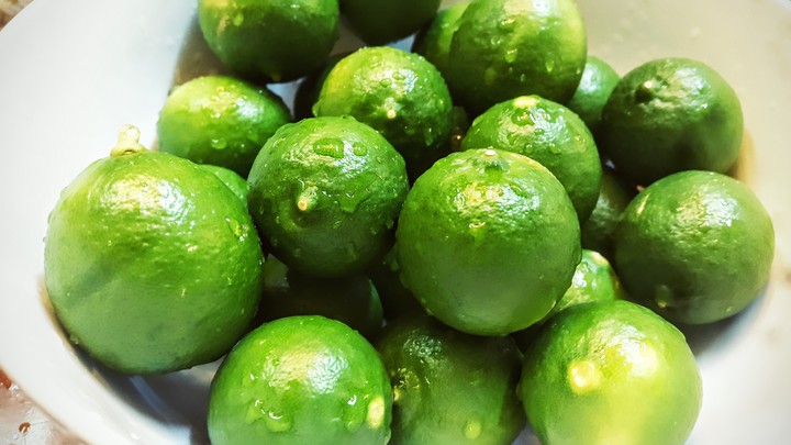 citrusy