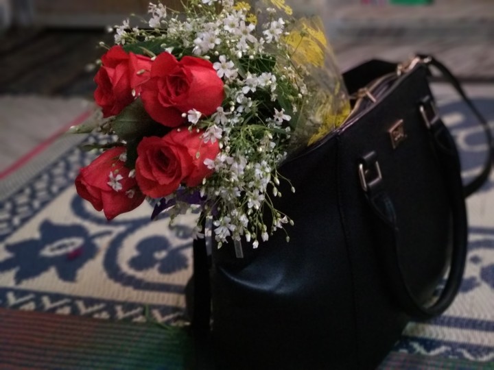 red roses