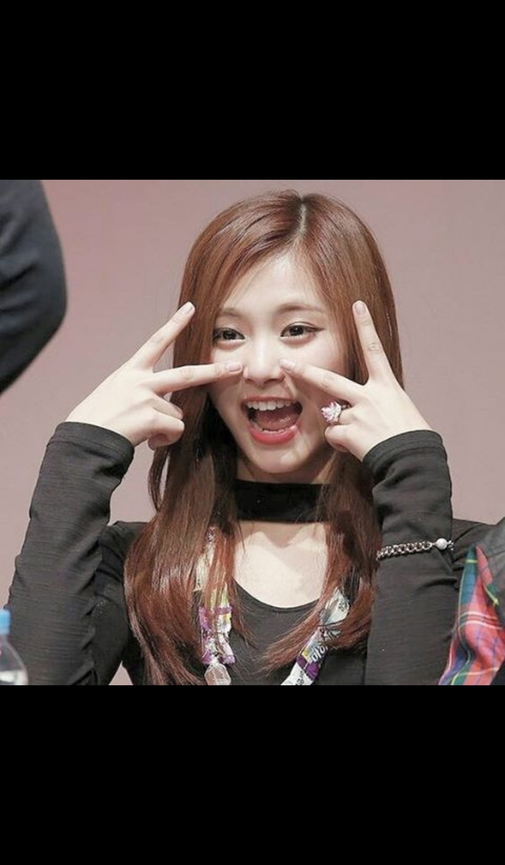 쯔위♡
