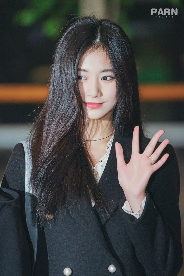 Black Tzuyu