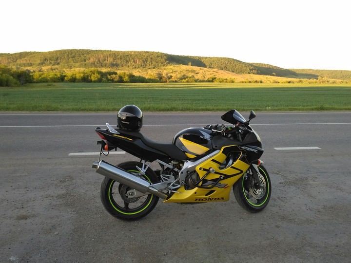 honda cbr600f4i
