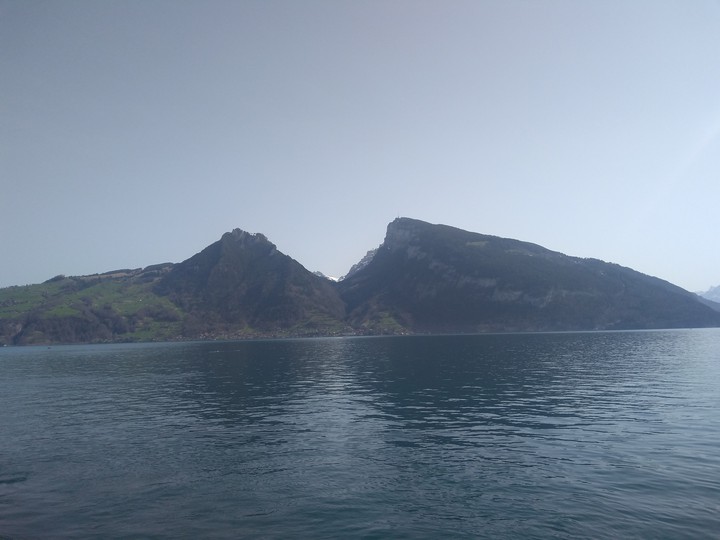 V Mountain peaks