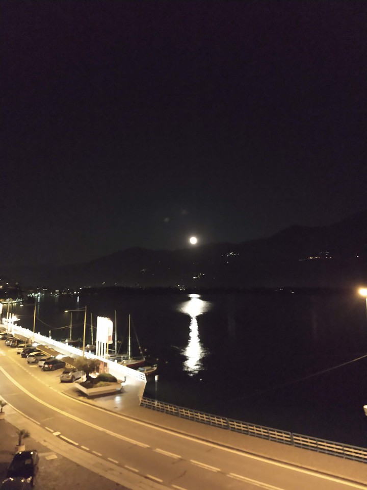 Moon on the Iseo lake