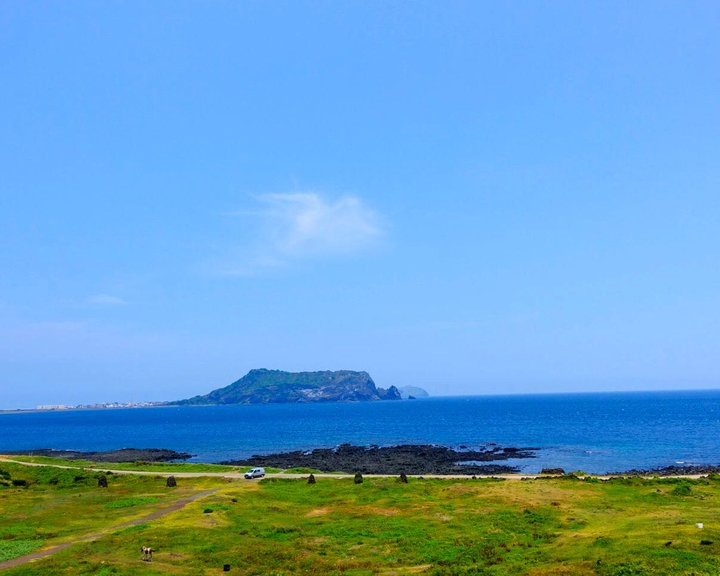 SungSan il-chul-bong(Hydrovolcano) of Jeju island
