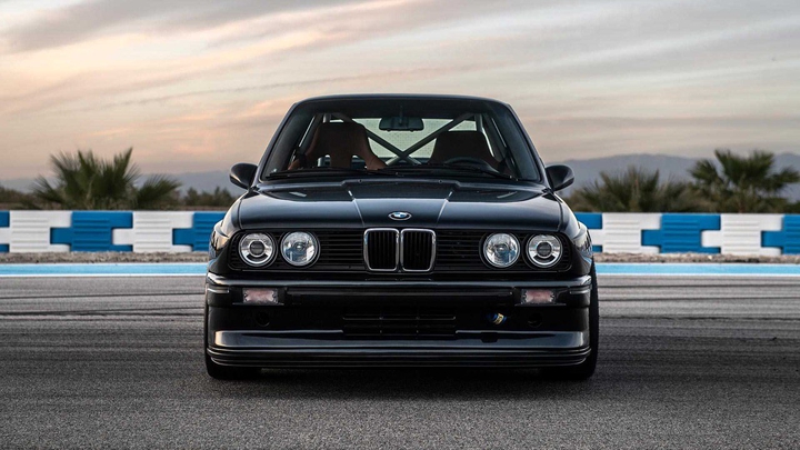 BMW_E30_Coupe