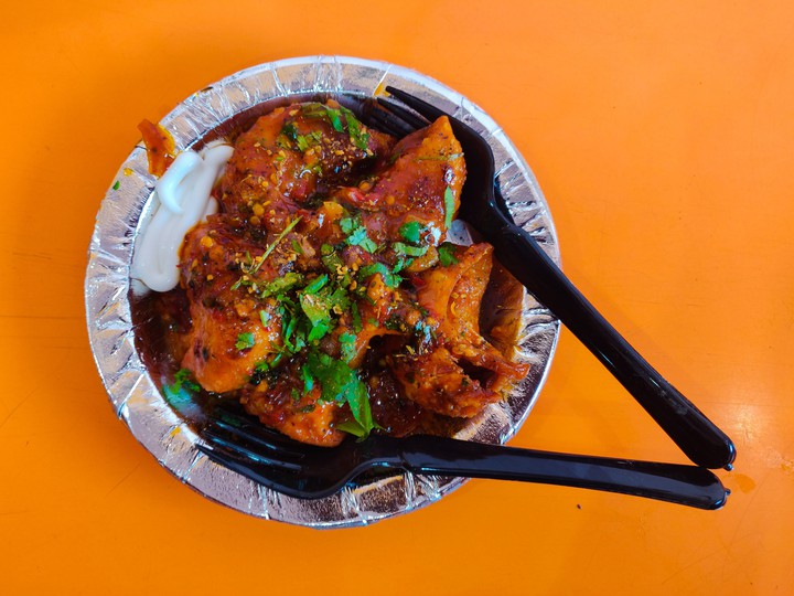 Momos