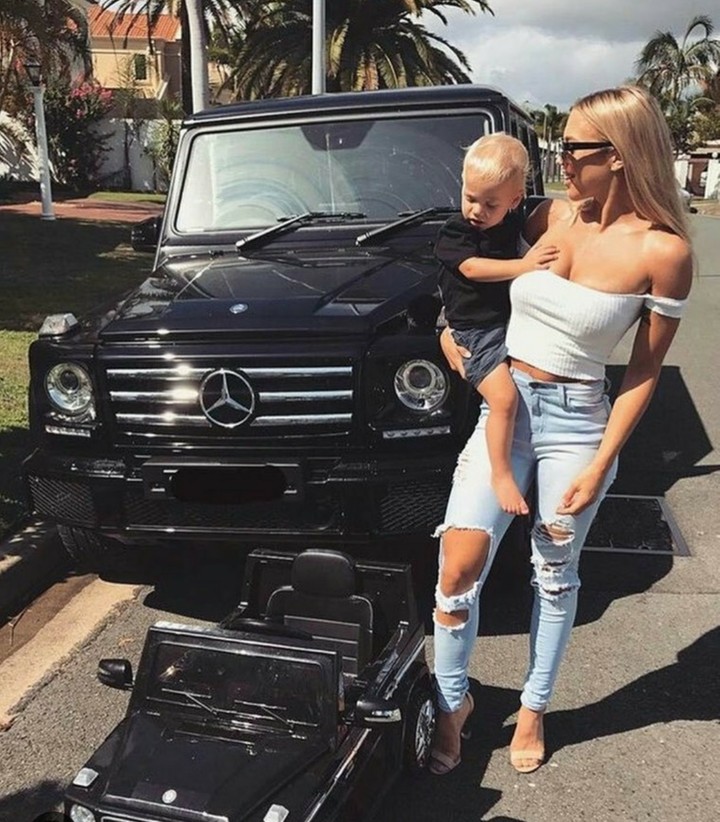 mini g class baby woman