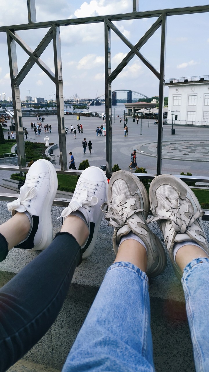 best friends' legs