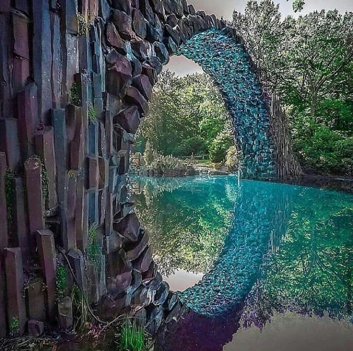 hole