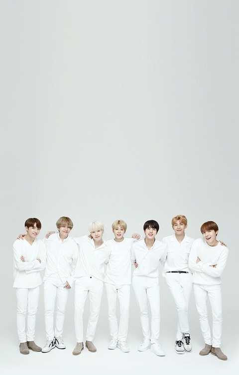 тапети White, taehyung