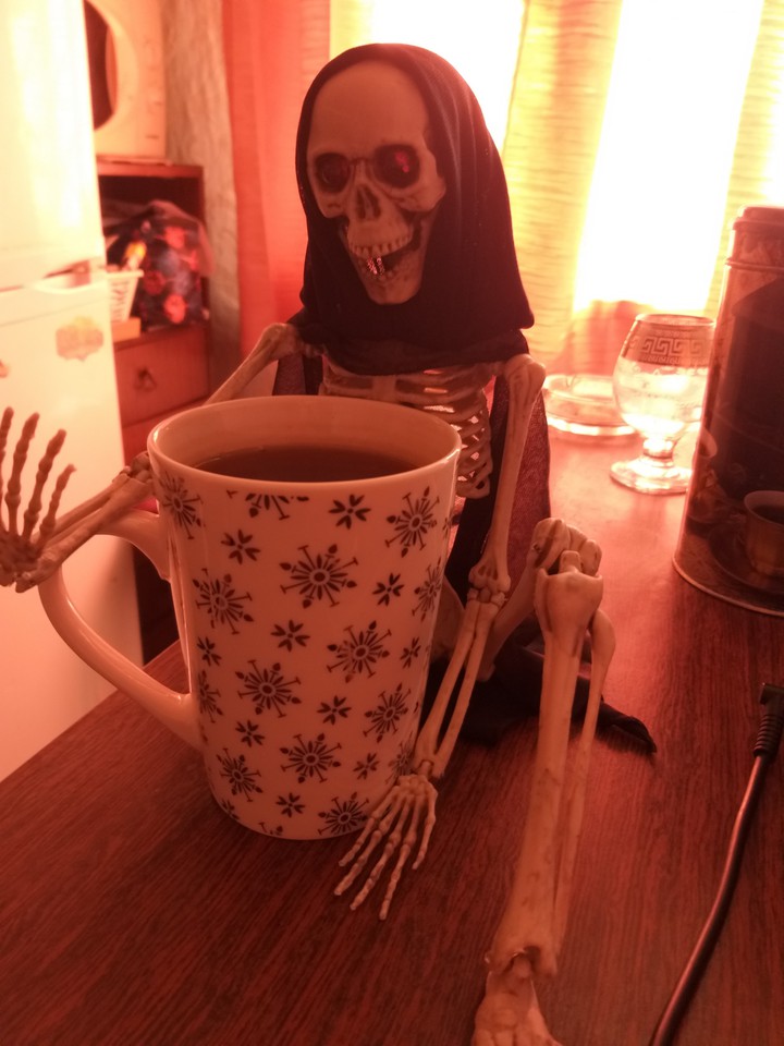 it's time to drink tea