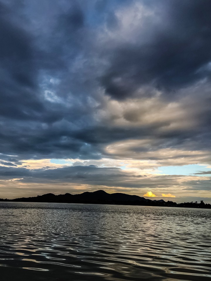 নদীর পার