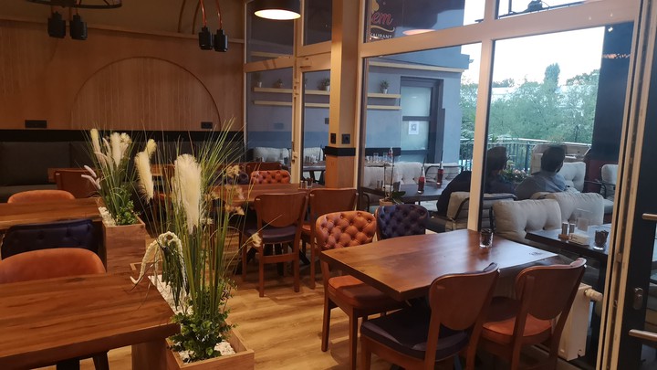 Restaurant ?