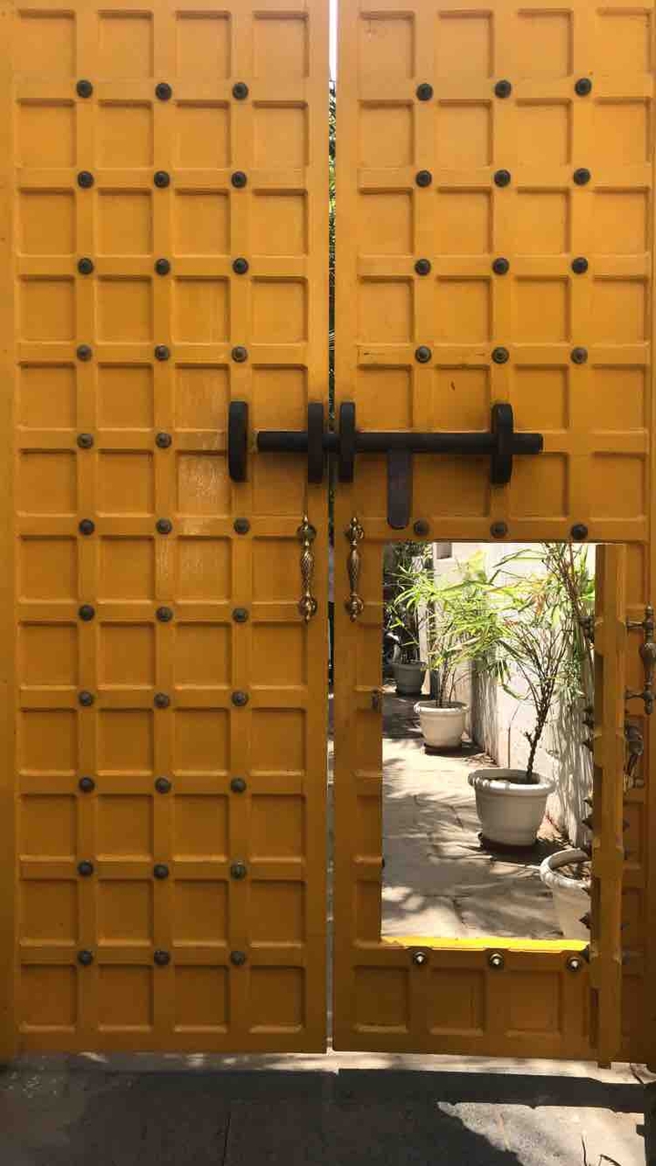 sun doors! #yellow