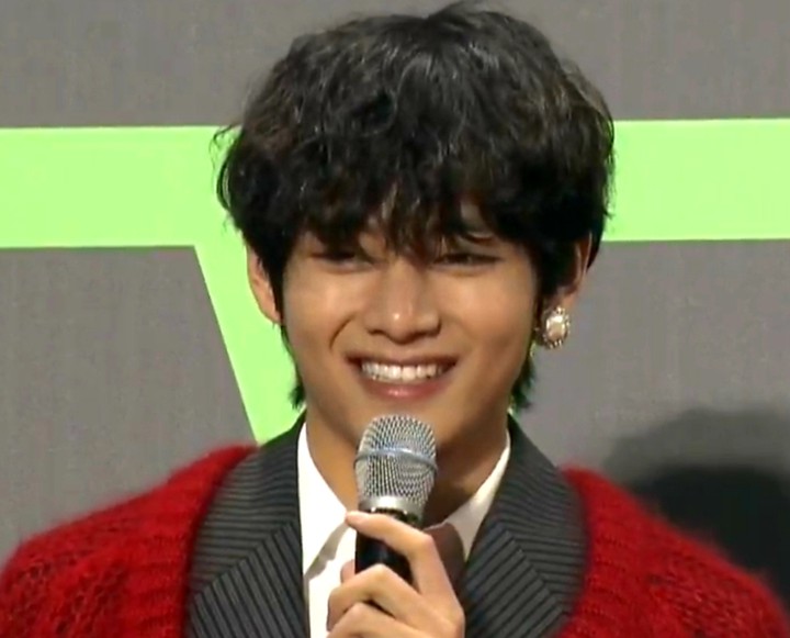 Taehyung at MMAs
