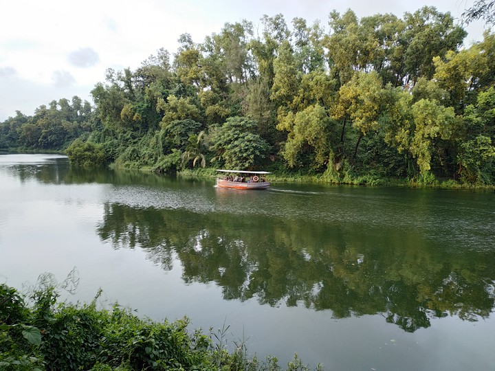 foys lake chattogram,  ba gladesh