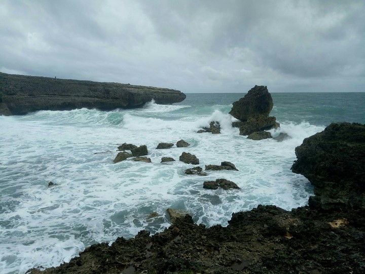 pantai watu lepek