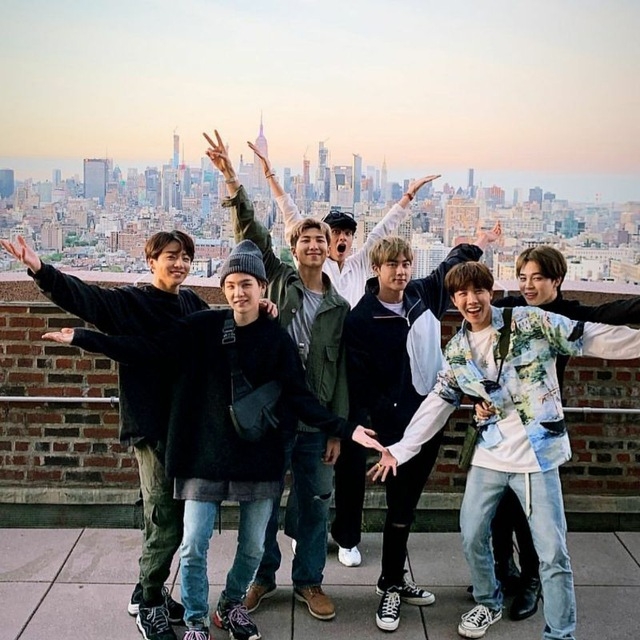 BTS