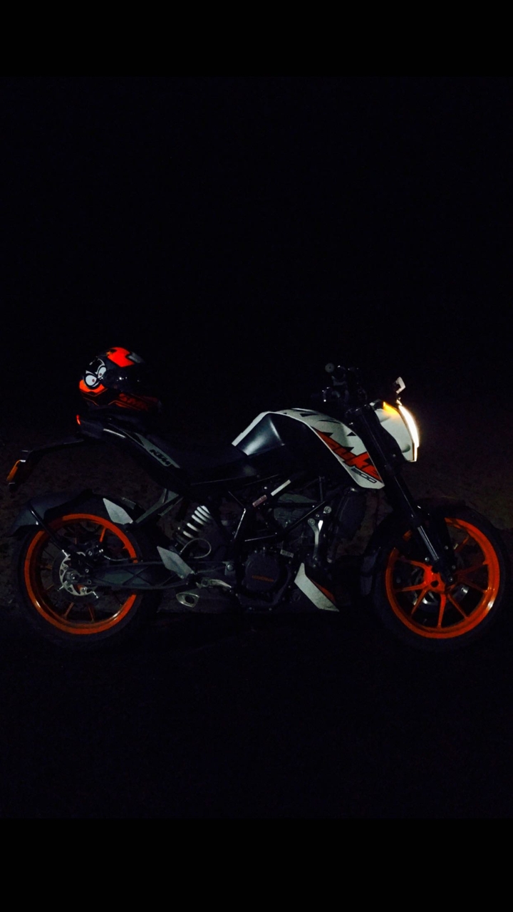 KTM DUKE 200