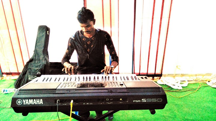 sss