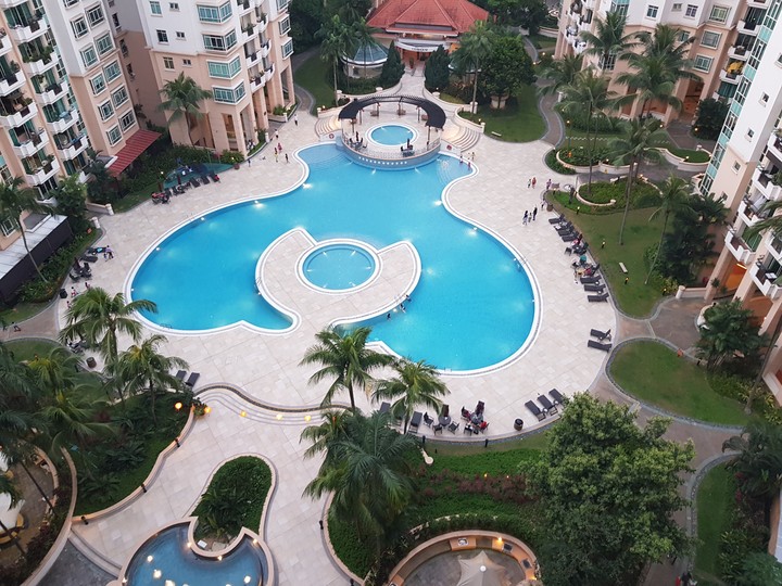 Mermaid Pool