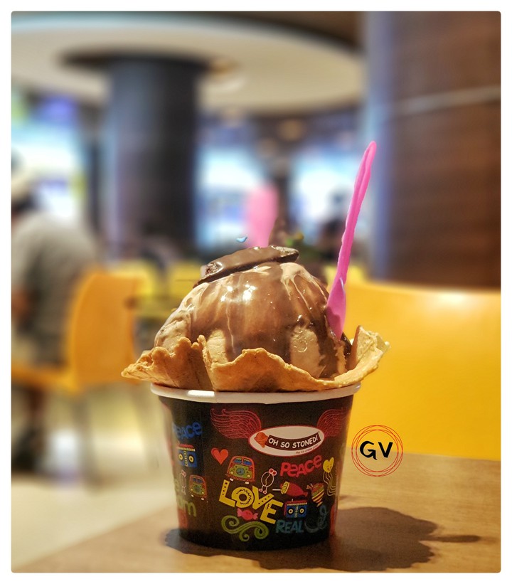 Love & live for ice-cream