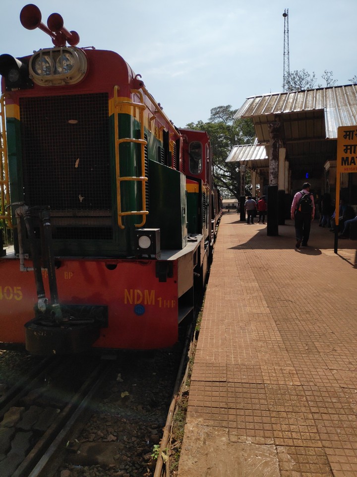 Toy train