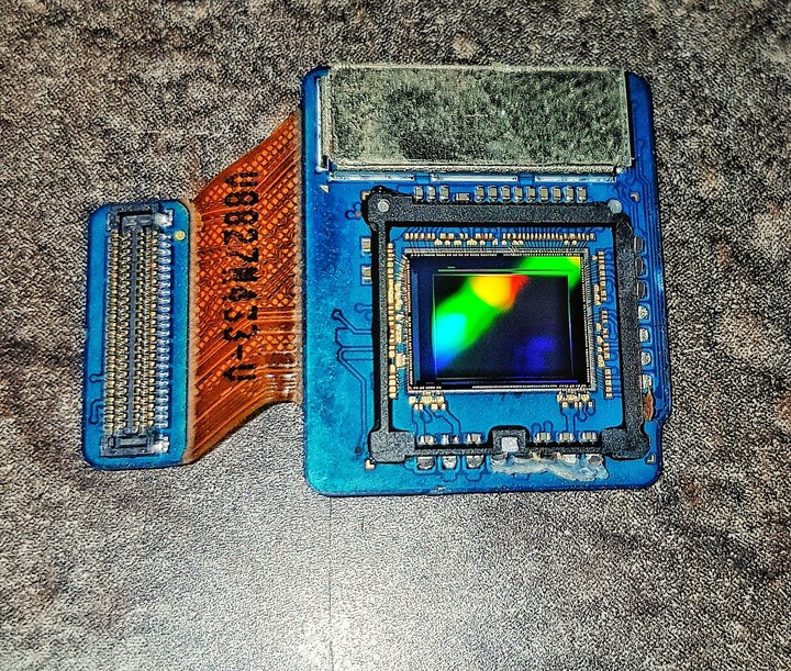 Samsung S9 camera module dismantled