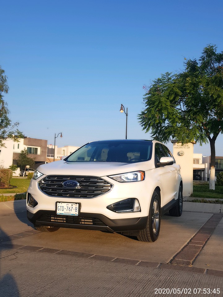 Ford Edge SEL Plus 2020