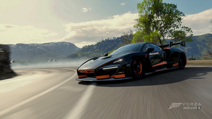 McLaren Senna