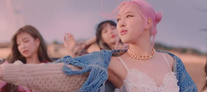 (8) 02102020 BLACKPINK Lovesick Girls