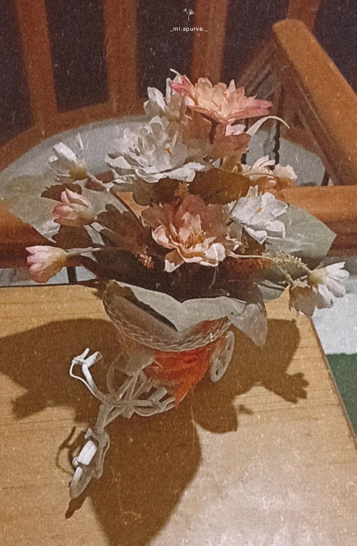 Cycle of flowers