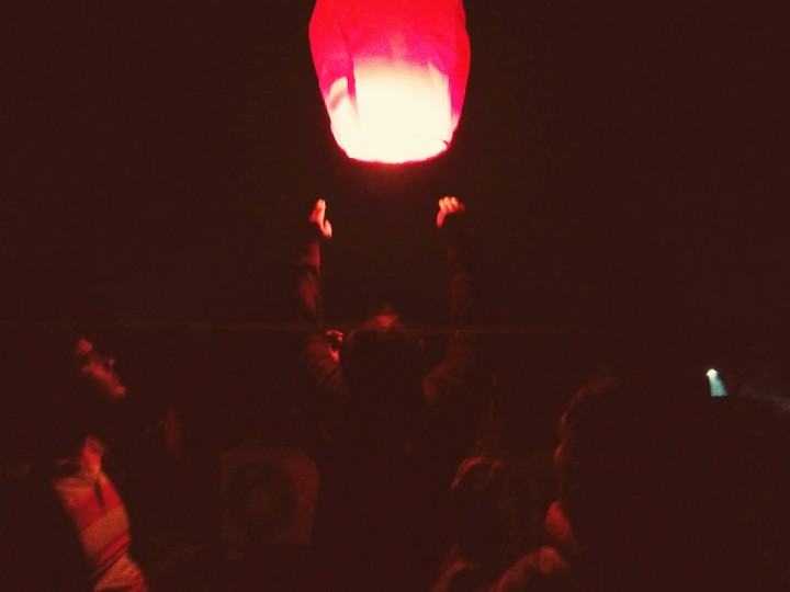 air balloon  at night