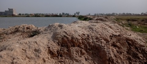 Water_resources, Bank, geological_phenomenon