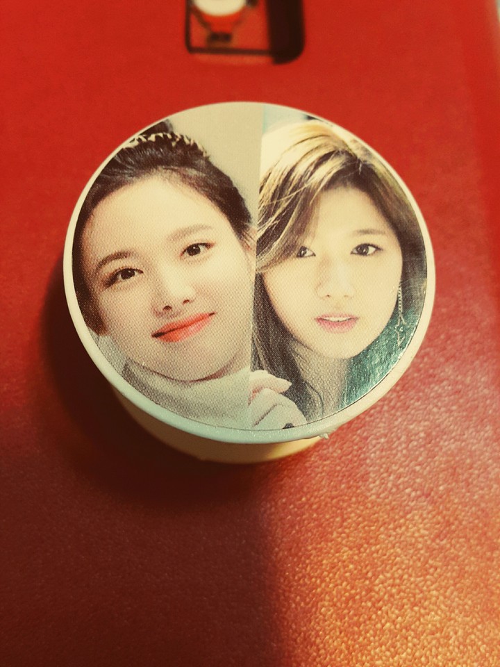 그룹톡 후대폰 거치대 트와이스 나연 사나 ~^^♡♡♡