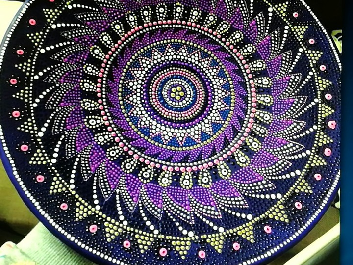 the point on the pottery