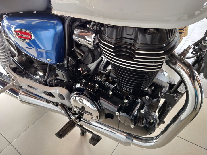 Honda CB Highness engine profile