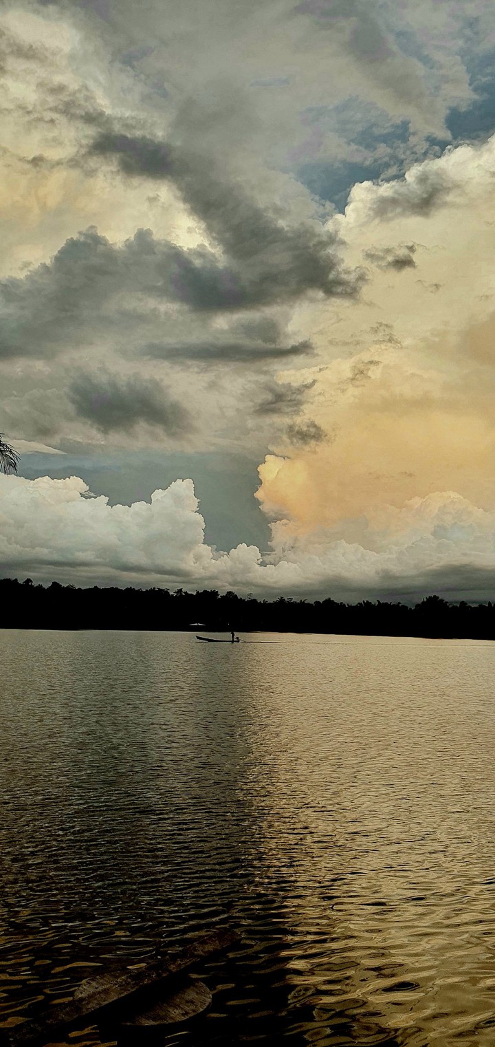 Entardecer, Mundão