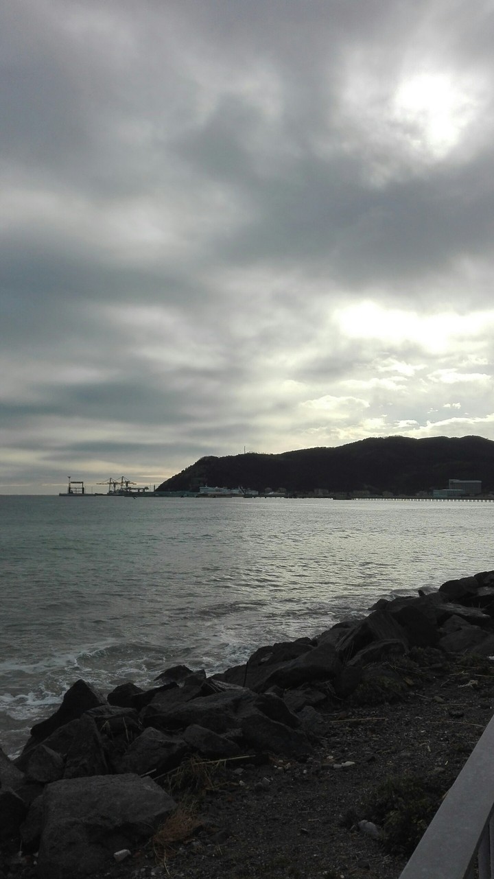 sea in winter