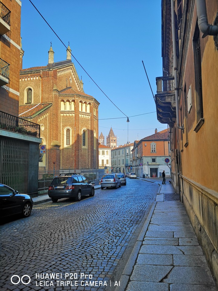 VERCELLI via Galileo Ferraris