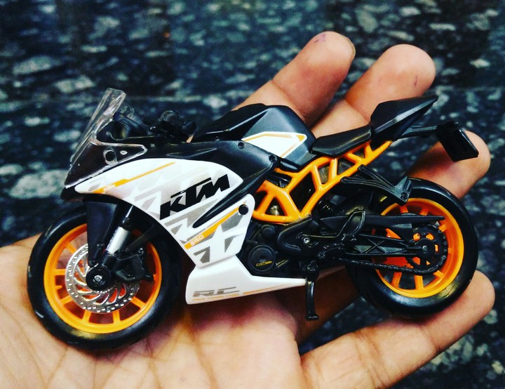 ktm_rc_390