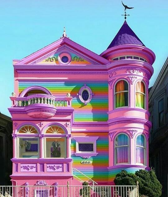 colouring house