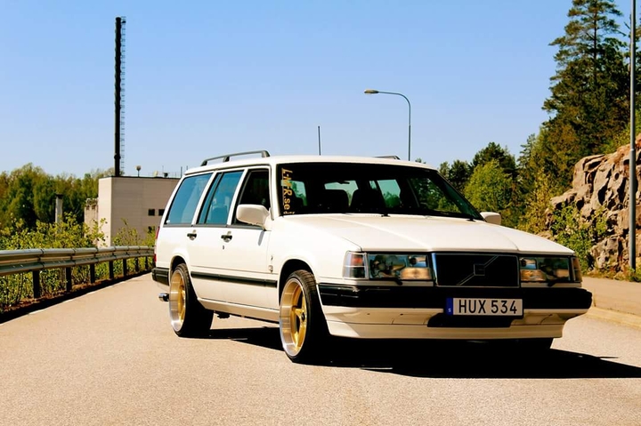 Volvo 945 Classic edition  (Last)