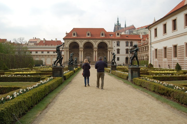 Senat Prague