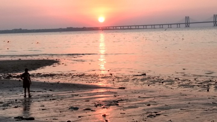 SUN SET
