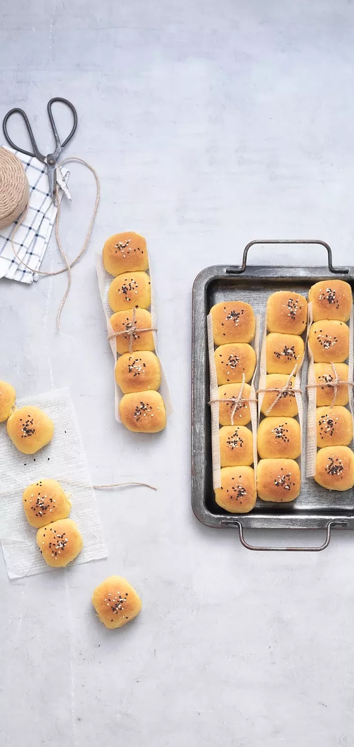 pumpkin buns