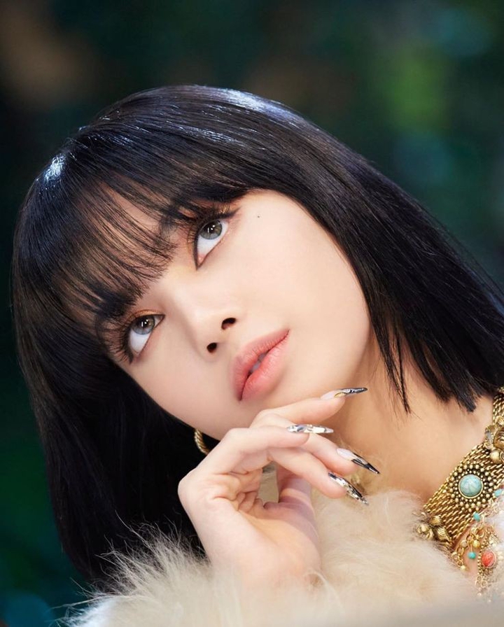 Lisa blackpink