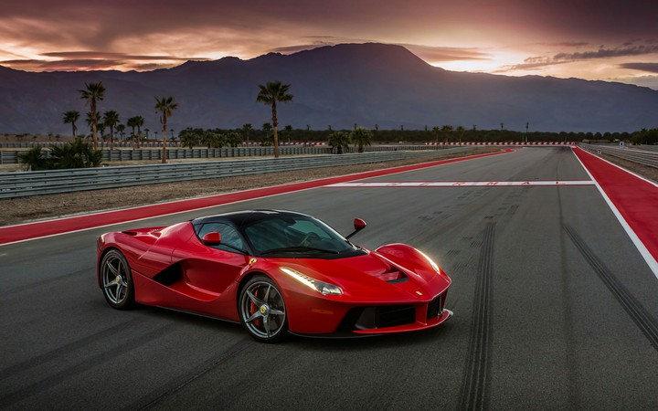 Ferrari_LaFerrari