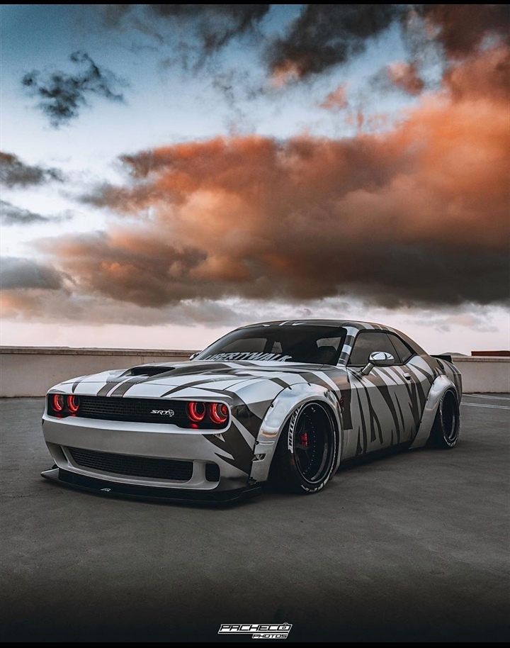 dodge challenger